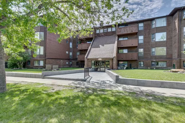 Calgary, AB T2X 3M5,8403 Fairmount DR Southeast #308