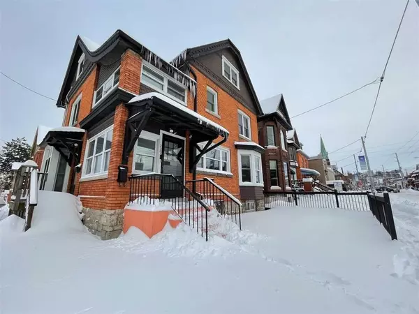 229 Locke ST S, Hamilton, ON L8P 4B8