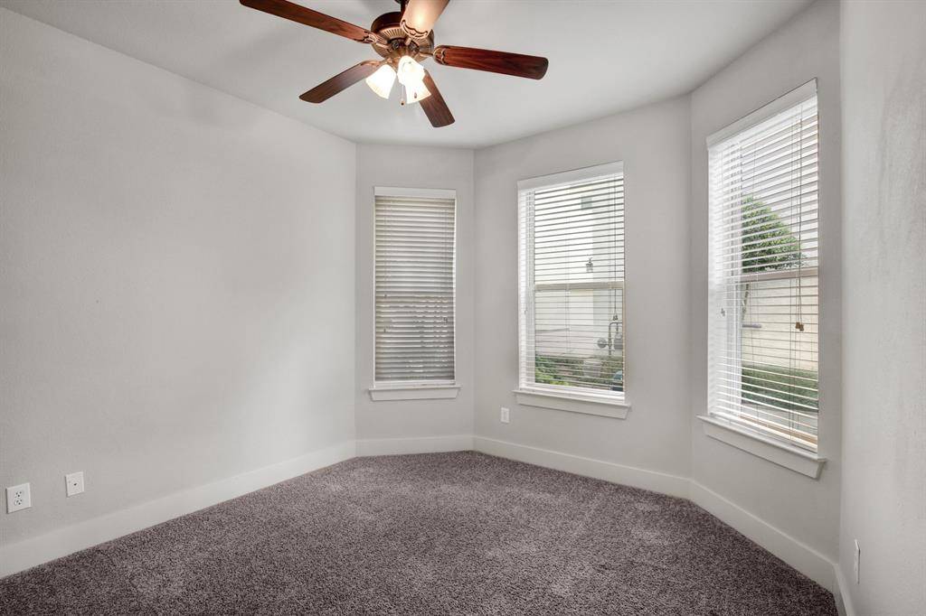 Dallas, TX 75219,4111 Rawlins Street #102