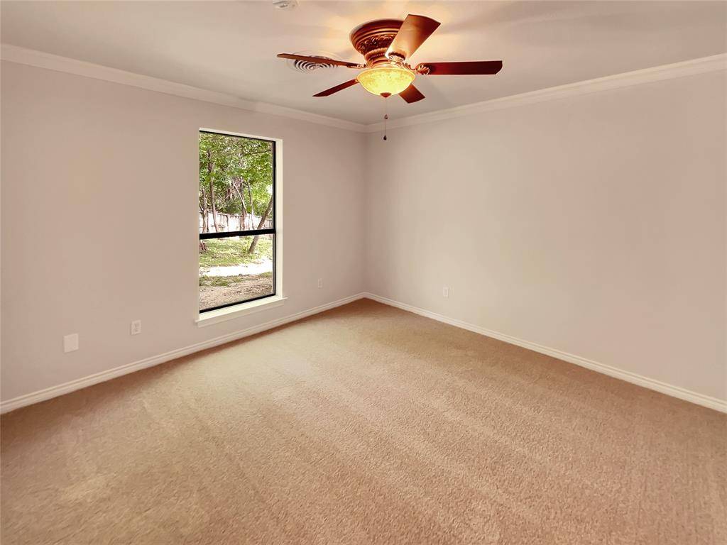 Duncanville, TX 75116,622 N Casa Grande Circle