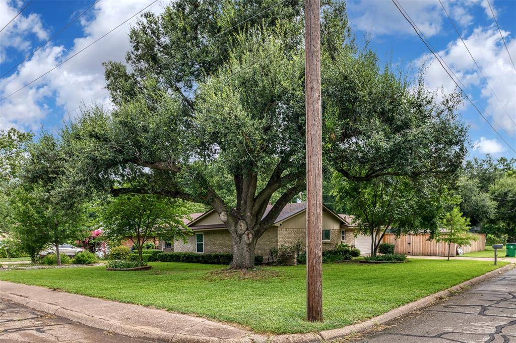 Waxahachie, TX 75165,113 E Avenue C