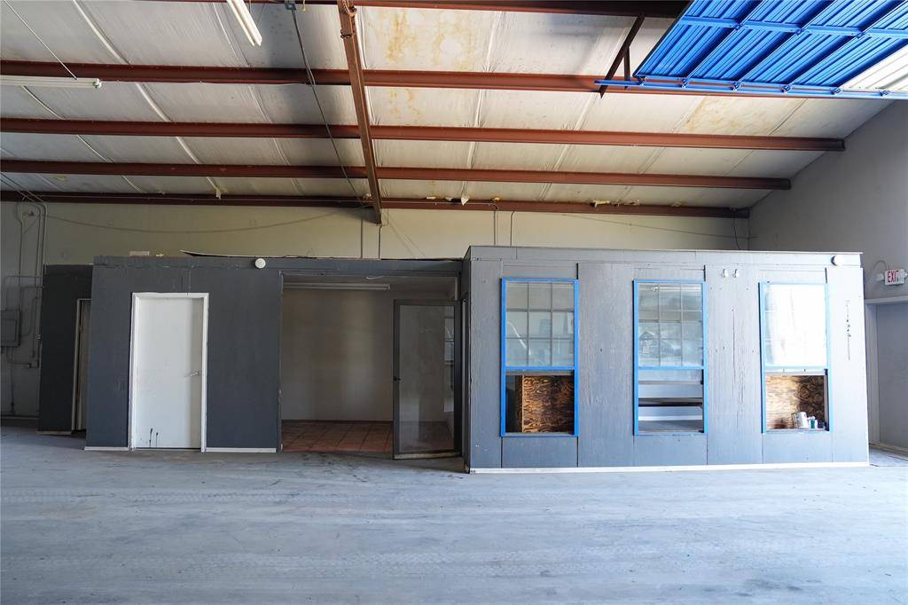 Mansfield, TX 76063,1360 S Main Street