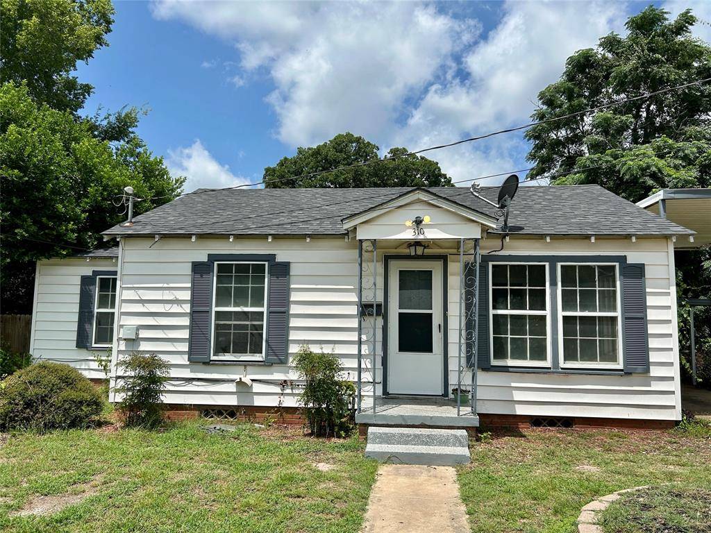 310 Dean Street, Athens, TX 75751