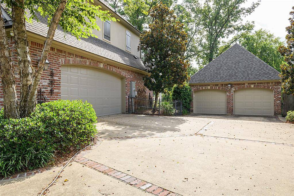 Shreveport, LA 71106,1130 Waters Edge Circle