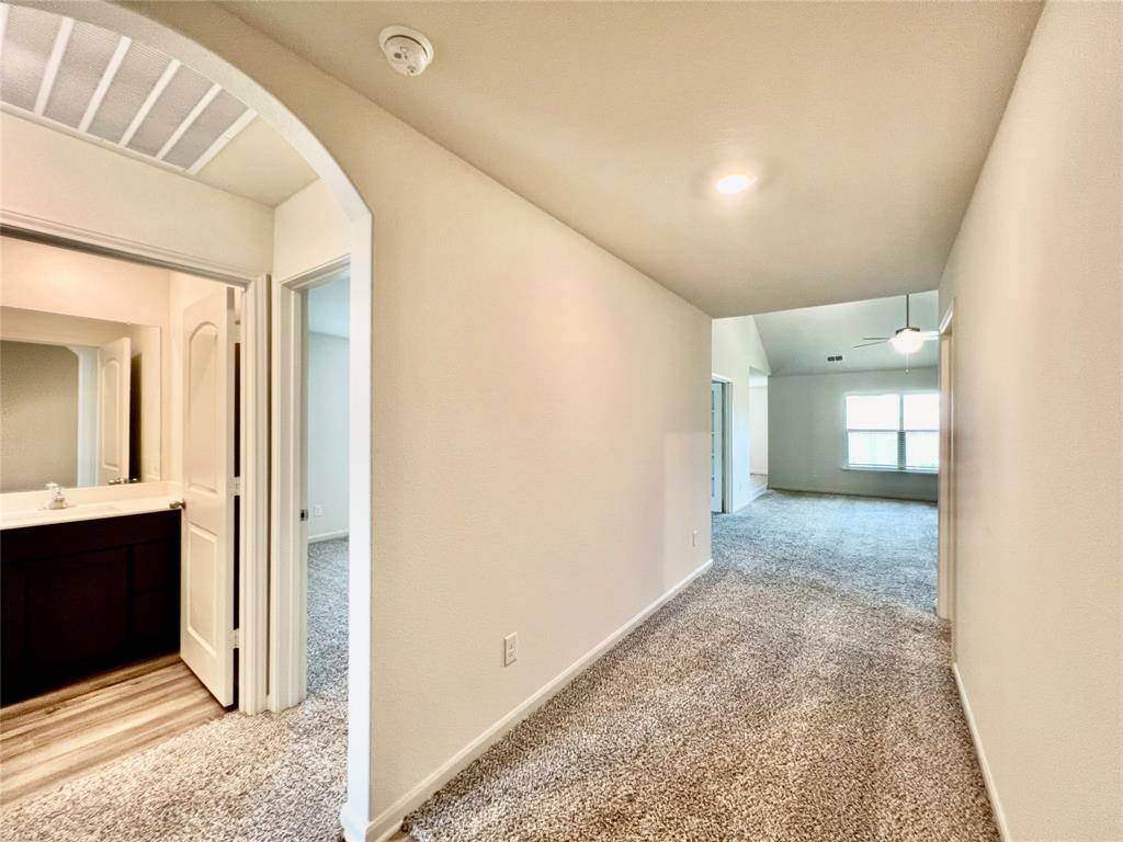 Ponder, TX 76259,13824 Musselshell Drive