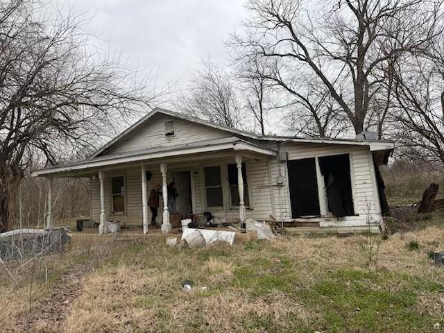 Paris, TX 75460,1310 W Campbell