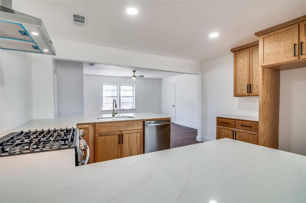 Garland, TX 75040,136 Edgefield Drive