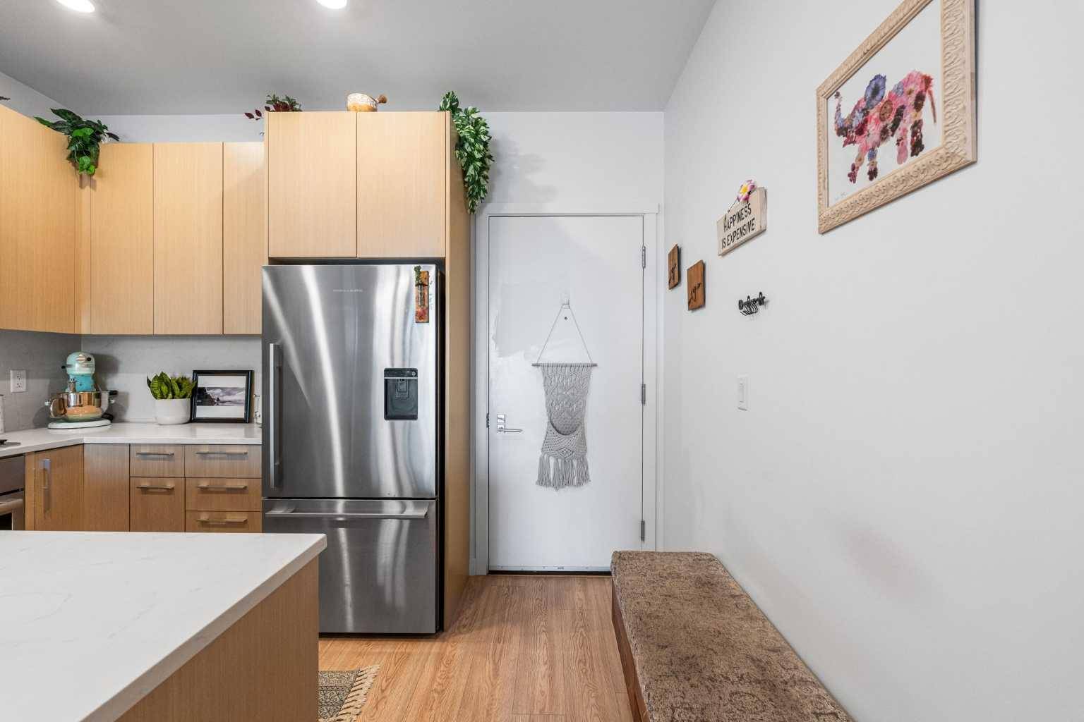 Calgary, AB T2E 4E1,88 9 ST Northeast #619