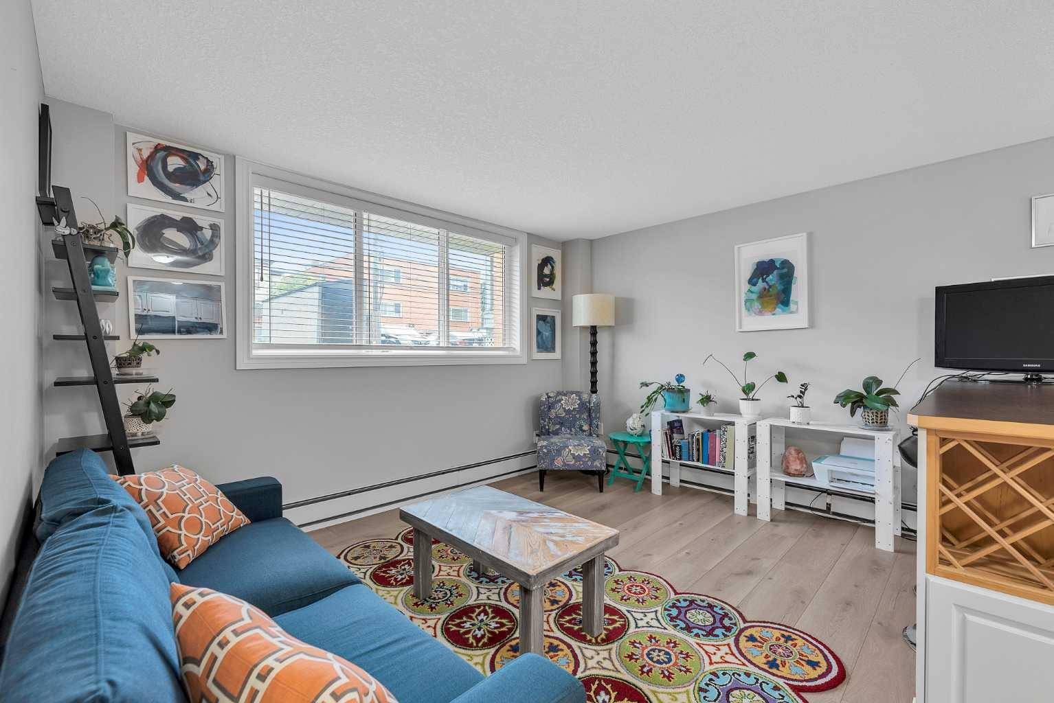 117 23 AVE Southwest #104, Calgary, AB T2S0H9