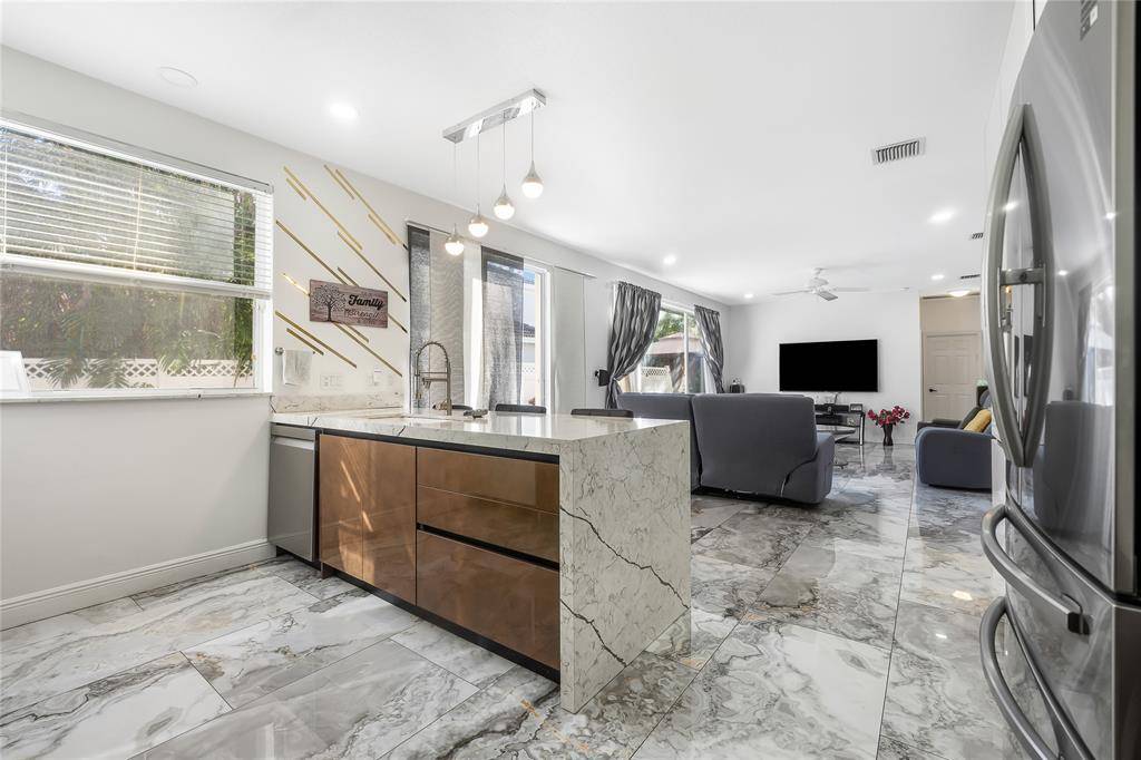 Coral Springs, FL 33076,9526 NW 52nd Pl