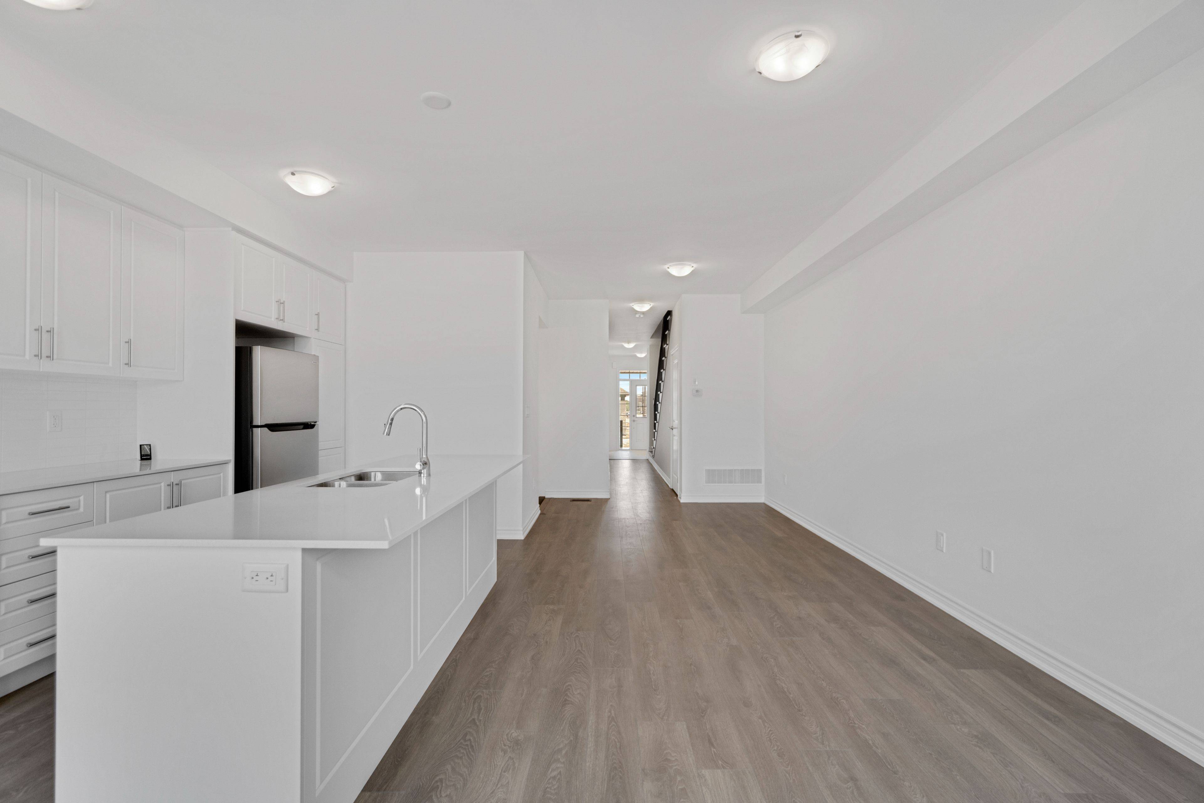 Oakville, ON L6H 8B7,3052 Robert Lamb BLVD