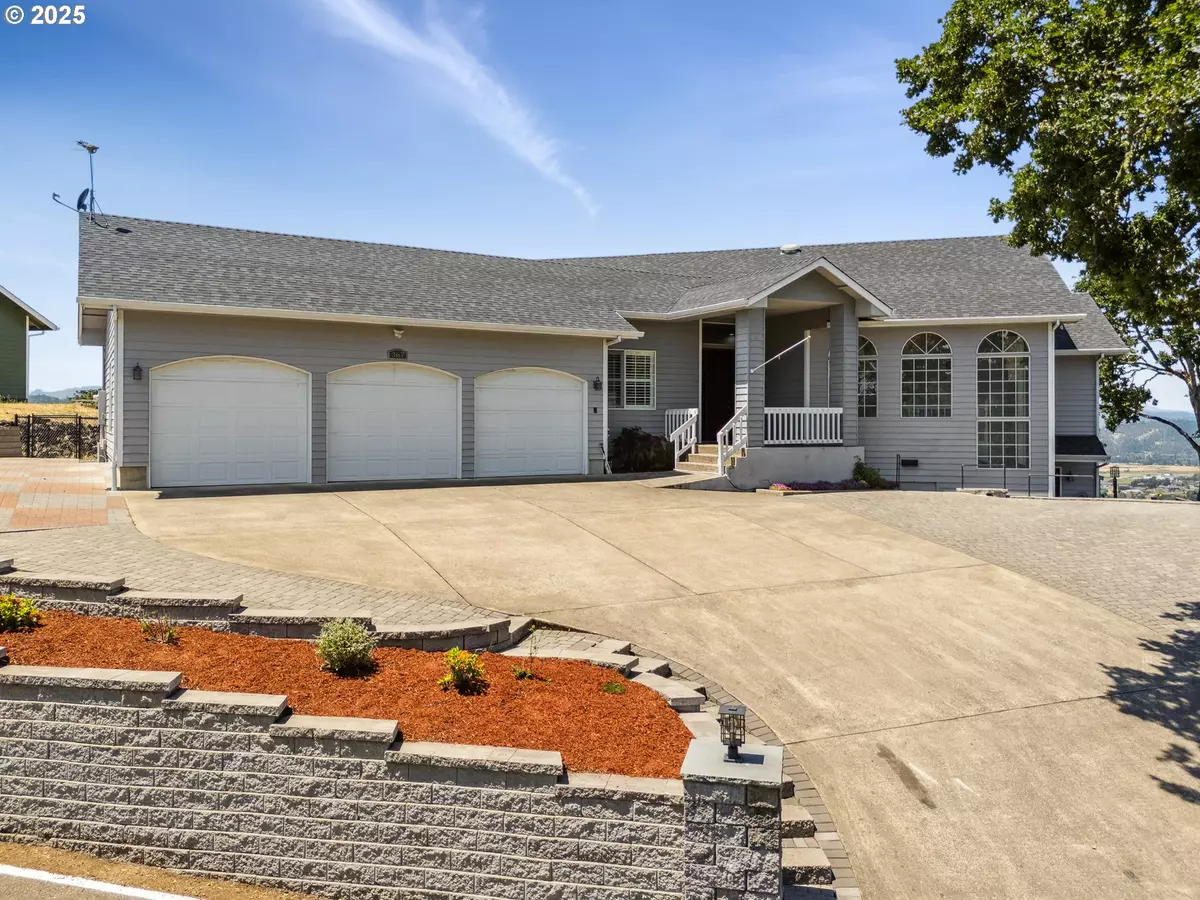 Roseburg, OR 97471,367 RIDGECREST DR