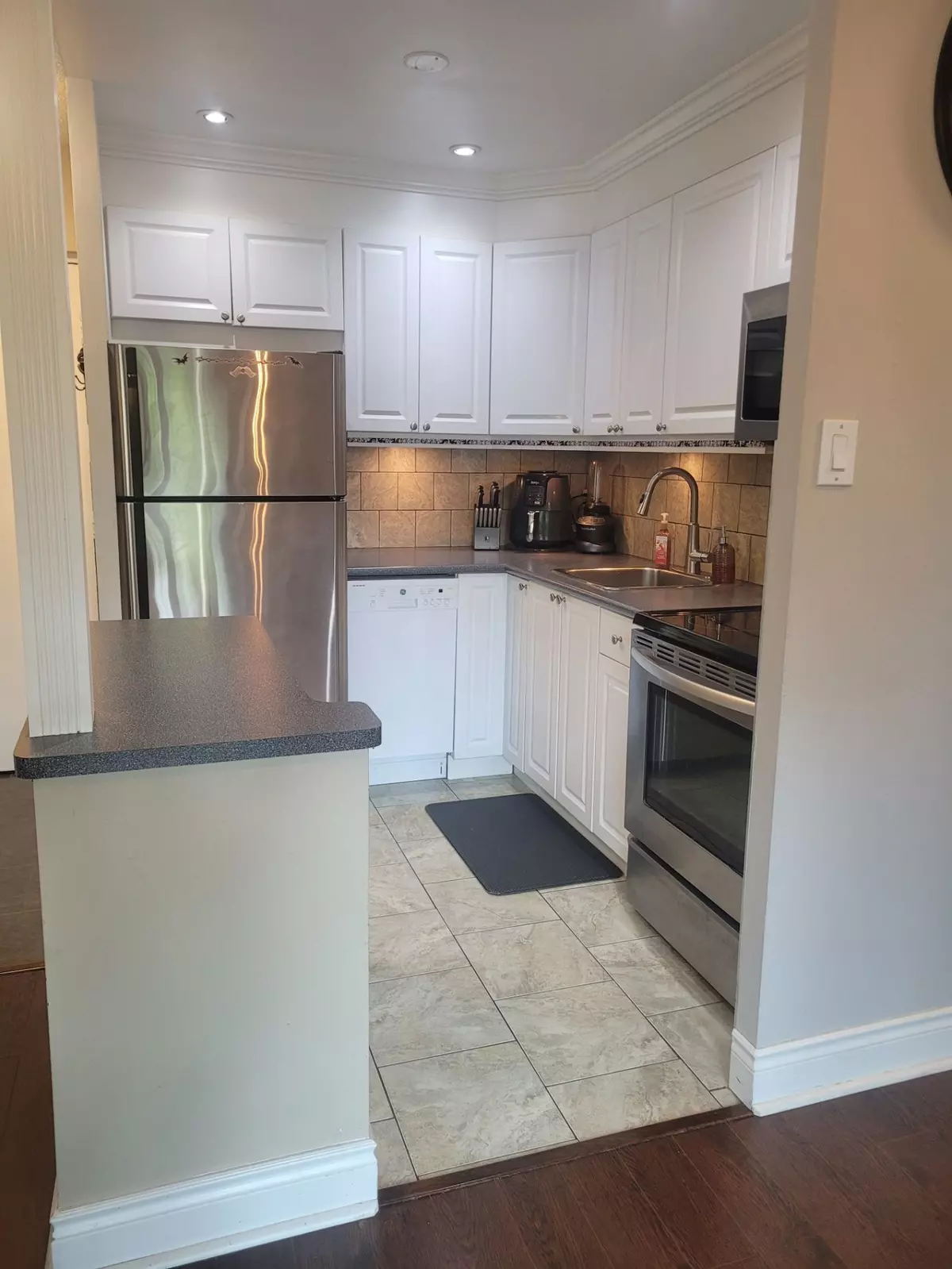 Mississauga, ON L5J 4H8,2001 Bonnymede DR #122