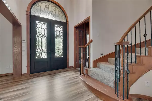 Grapevine, TX 76051,2802 High Point Court