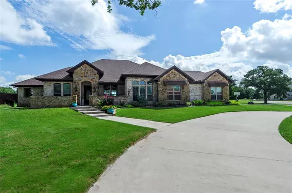 1402 Isabella Court, Aurora, TX 76078