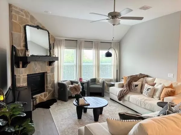 Fort Worth, TX 76137,5840 Coppermill Road