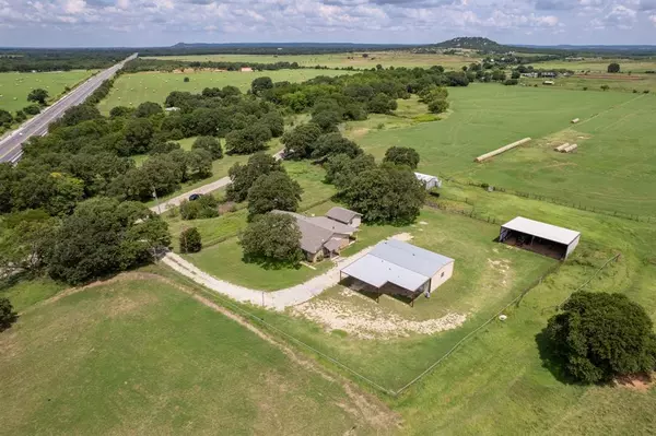 17996 CR 441, Cross Plains, TX 76443