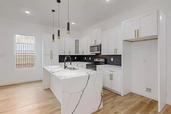 Dallas, TX 75215,5223 Colonial Avenue