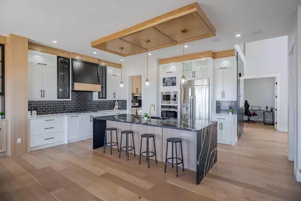 Chestermere, AB T1X 2Y9,425 Watercrest PL