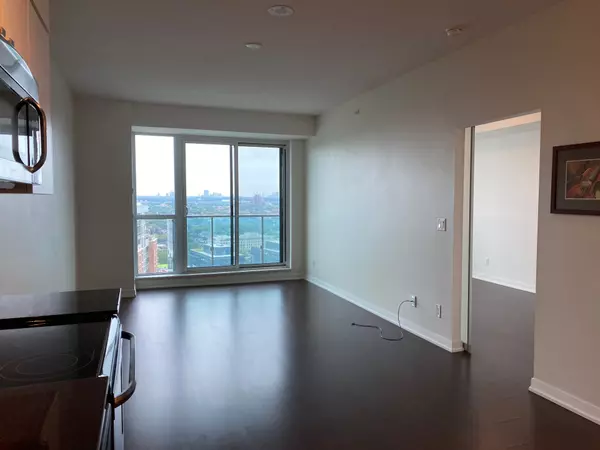 Toronto C01, ON M6K 3R5,150 East Liberty ST #2815