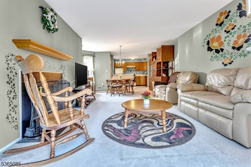 Bridgewater Twp., NJ 08807,1407 Pinhorn Dr #1407