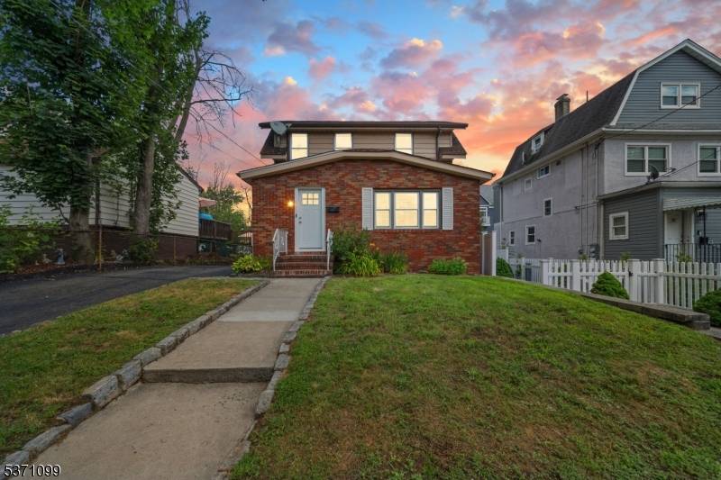 Bloomfield Twp., NJ 07003,67 Willet St
