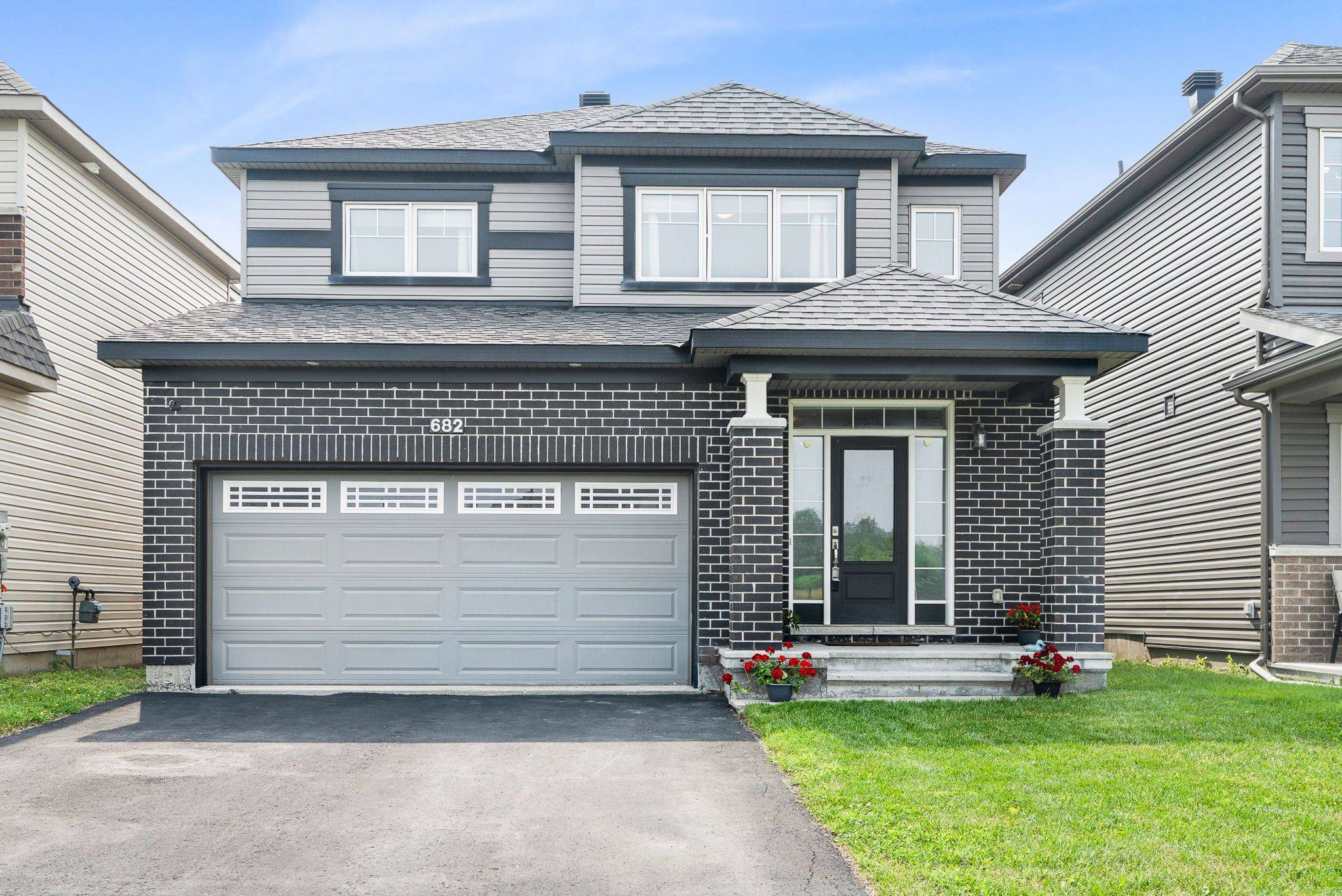 682 Decoeur DR, Orleans - Cumberland And Area, ON K4A 1H1