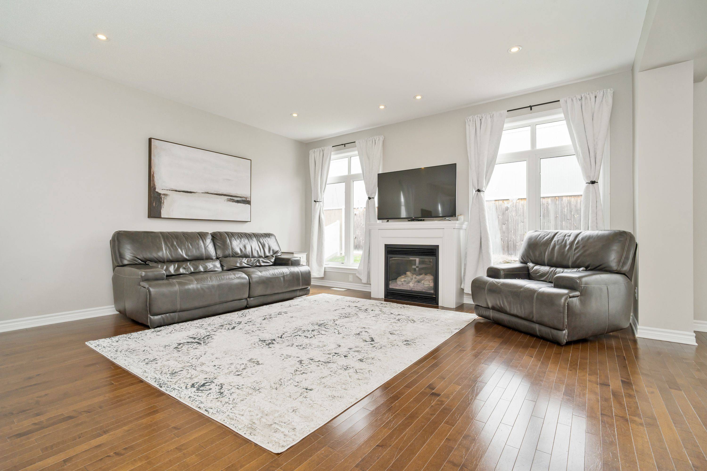 Orleans - Cumberland And Area, ON K4A 0M5,140 Montargis CIR