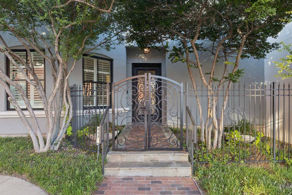 Fort Worth, TX 76102,409 E 7th Street