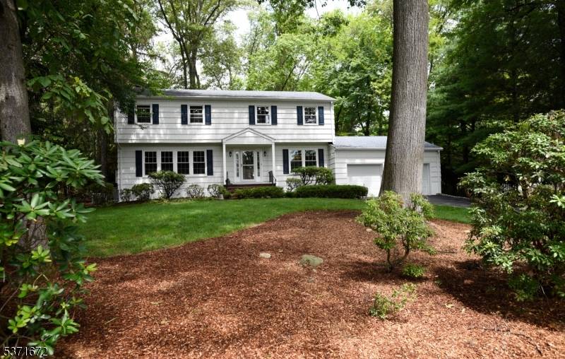 743 Birchwood Dr, Wyckoff Twp., NJ 07481