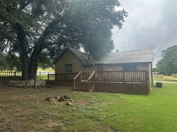 Glen Rose, TX 76043,607 Bryan Street