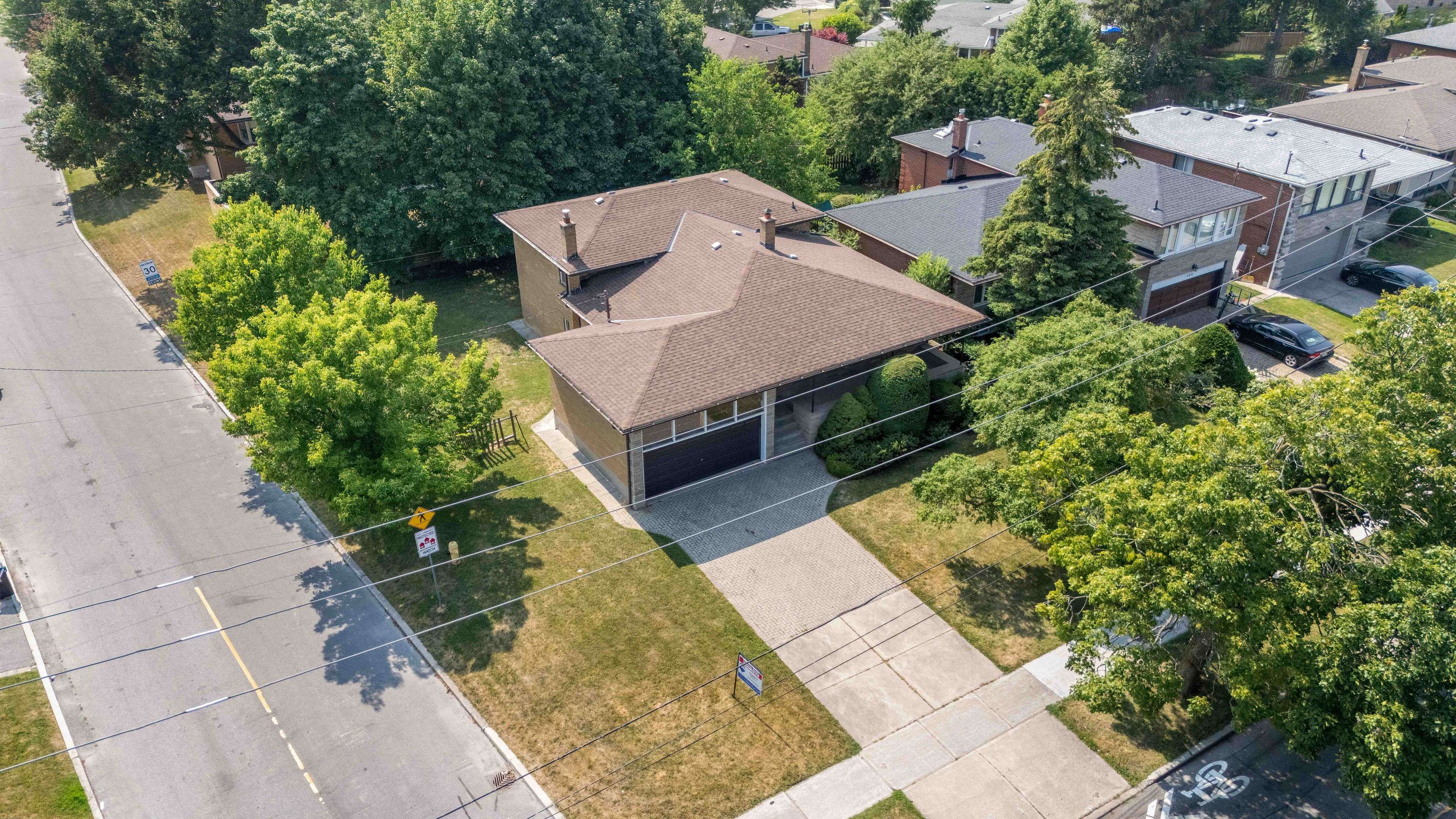 Toronto C06, ON M3H 2X7,142 Faywood BLVD