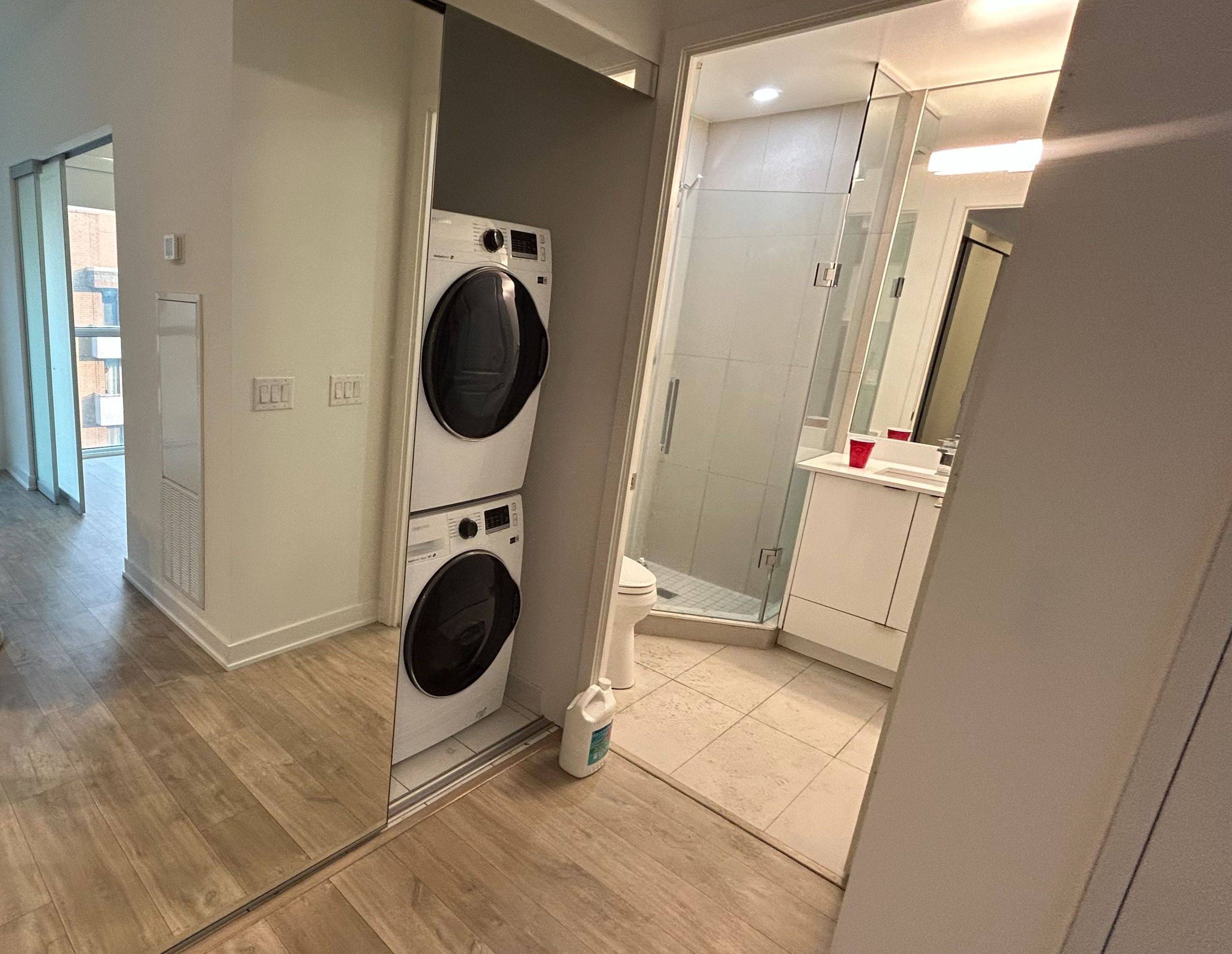 Toronto C08, ON L4B 3K9,100 Dalhousie ST #806