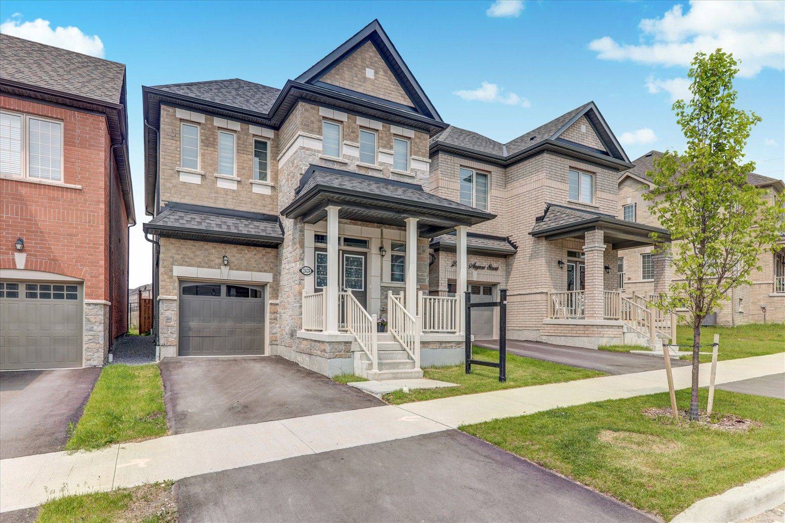 Pickering, ON L1X 0M6,2424 Angora ST