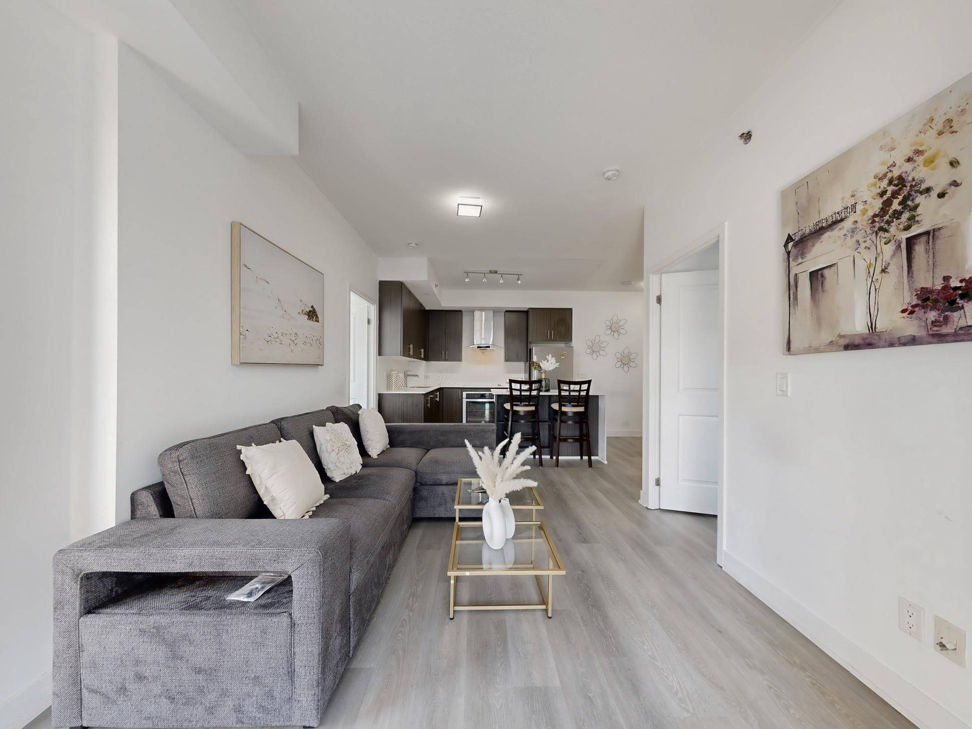 Toronto E05, ON M1T 3H1,195 Bonis AVE #204