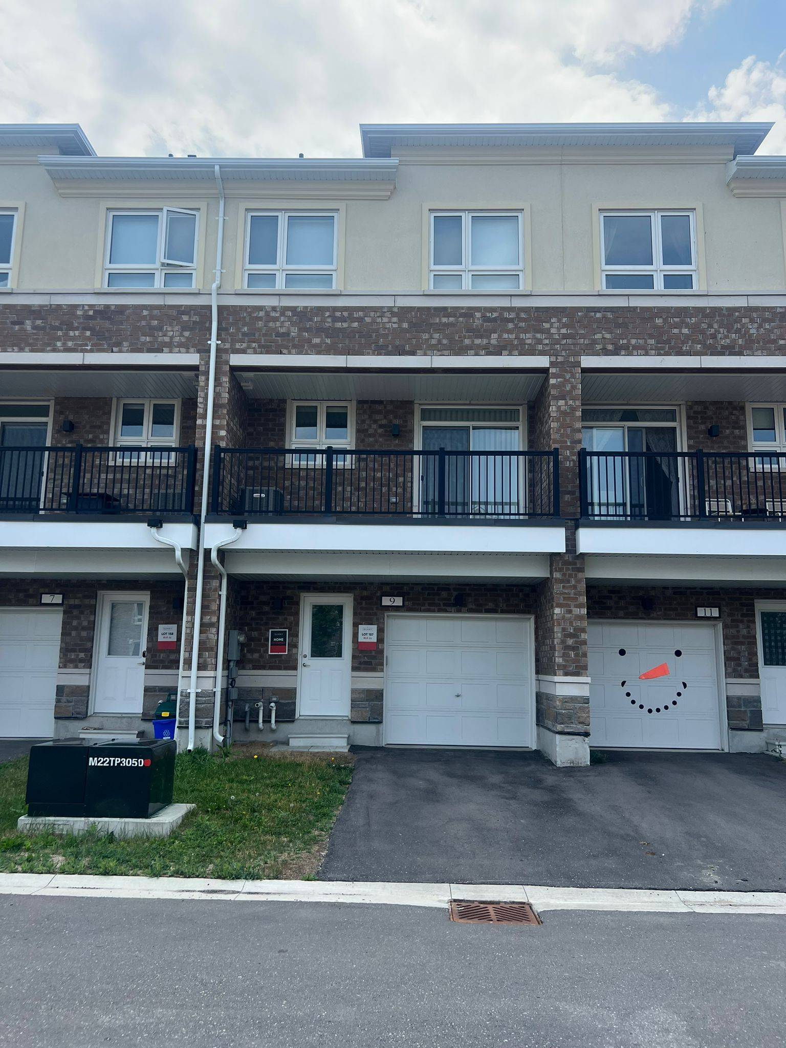 9 Imperial College LN, Markham, ON L6E 2C2
