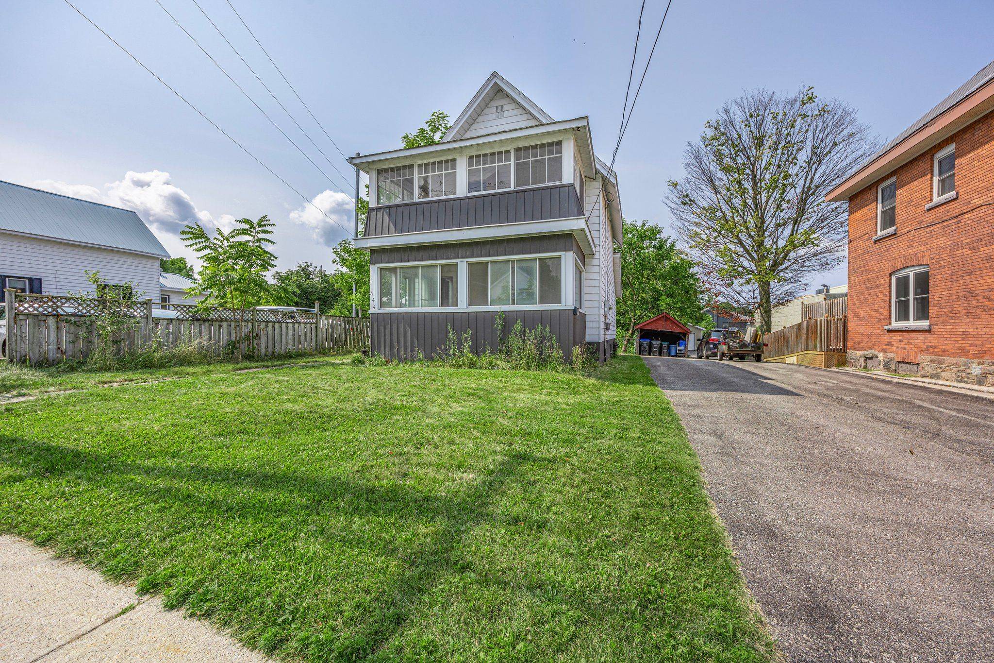 Midland, ON L4R 3K7,344 MIDLAND AVE