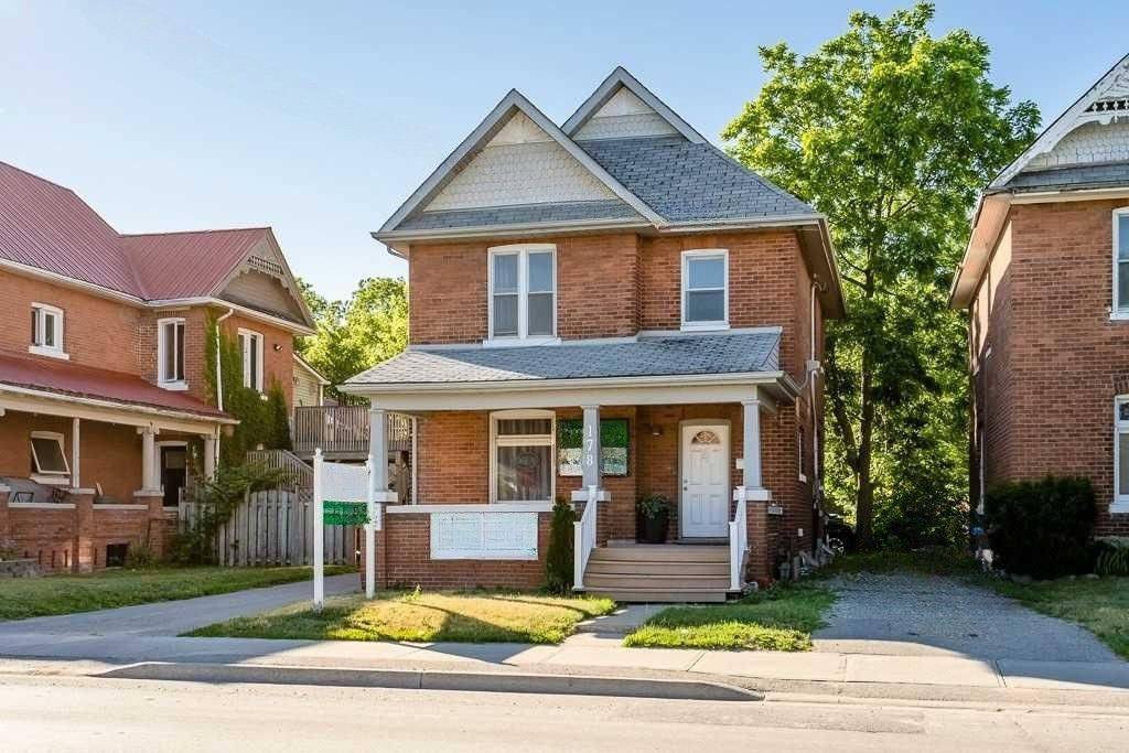 178 Dunlop ST W #Upper, Barrie, ON L4N 1B3