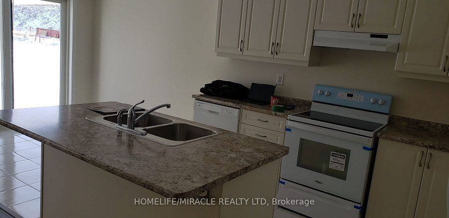 Brampton, ON L7A 5A5,71 Benhurst CRES
