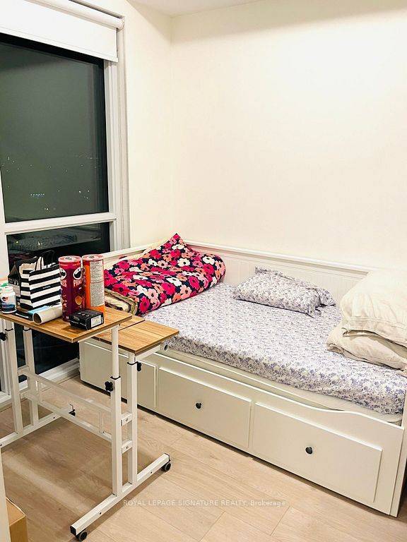 Mississauga, ON L4Z 2J8,8 Nahani WAY #1008