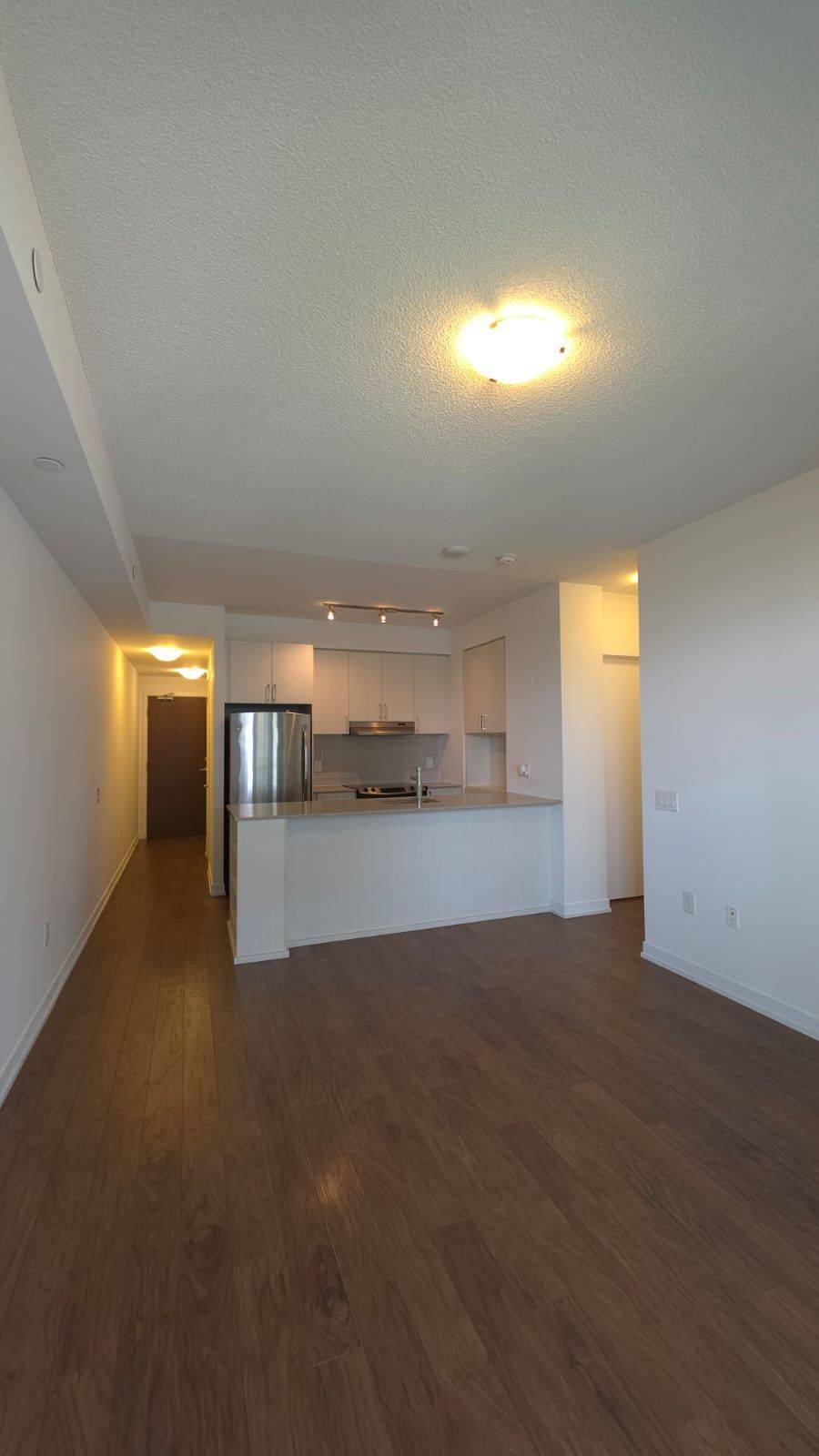 Mississauga, ON L5M 0Y3,2560 Eglinton AVE W #801