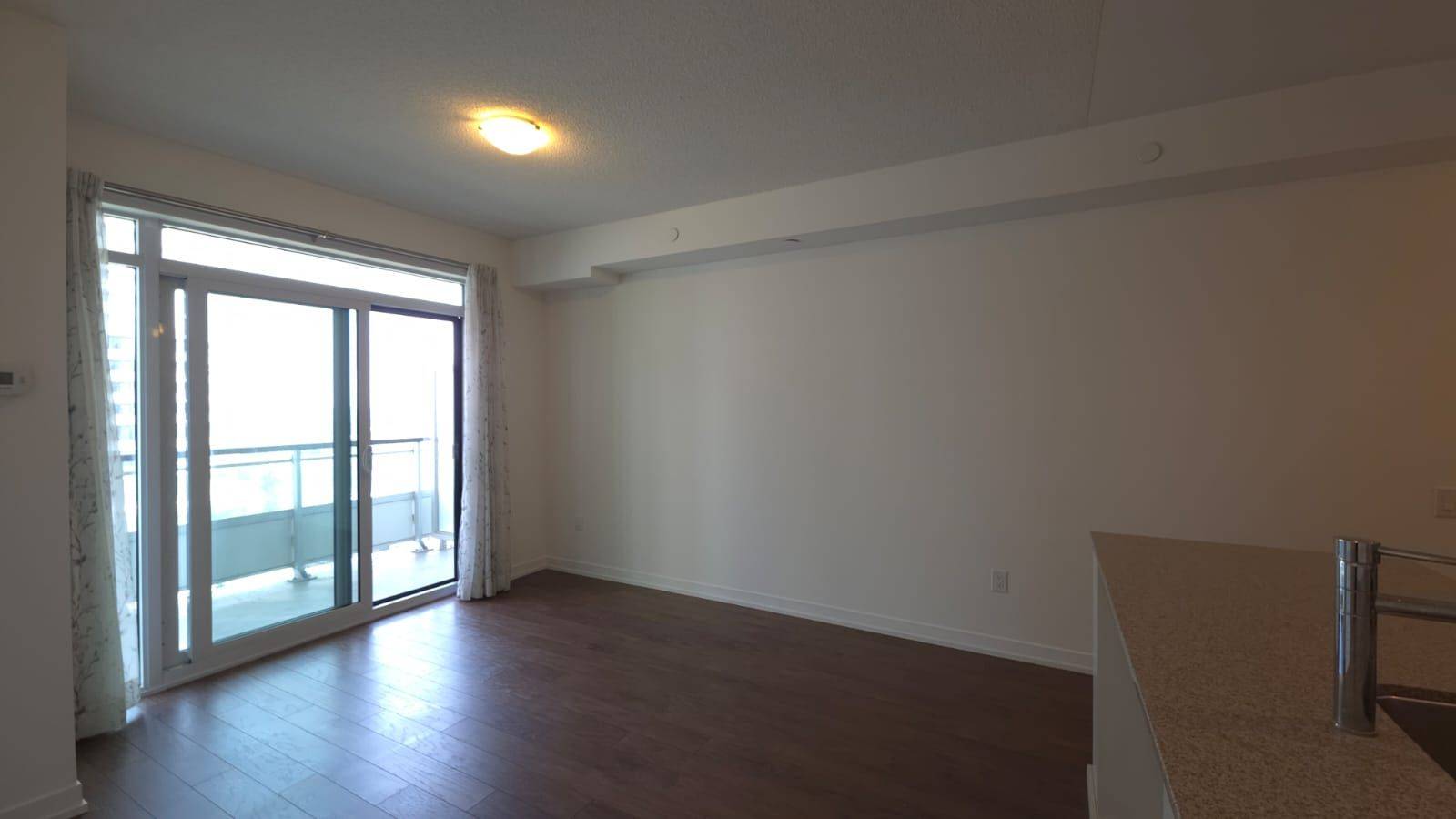 Mississauga, ON L5M 0Y3,2560 Eglinton AVE W #801