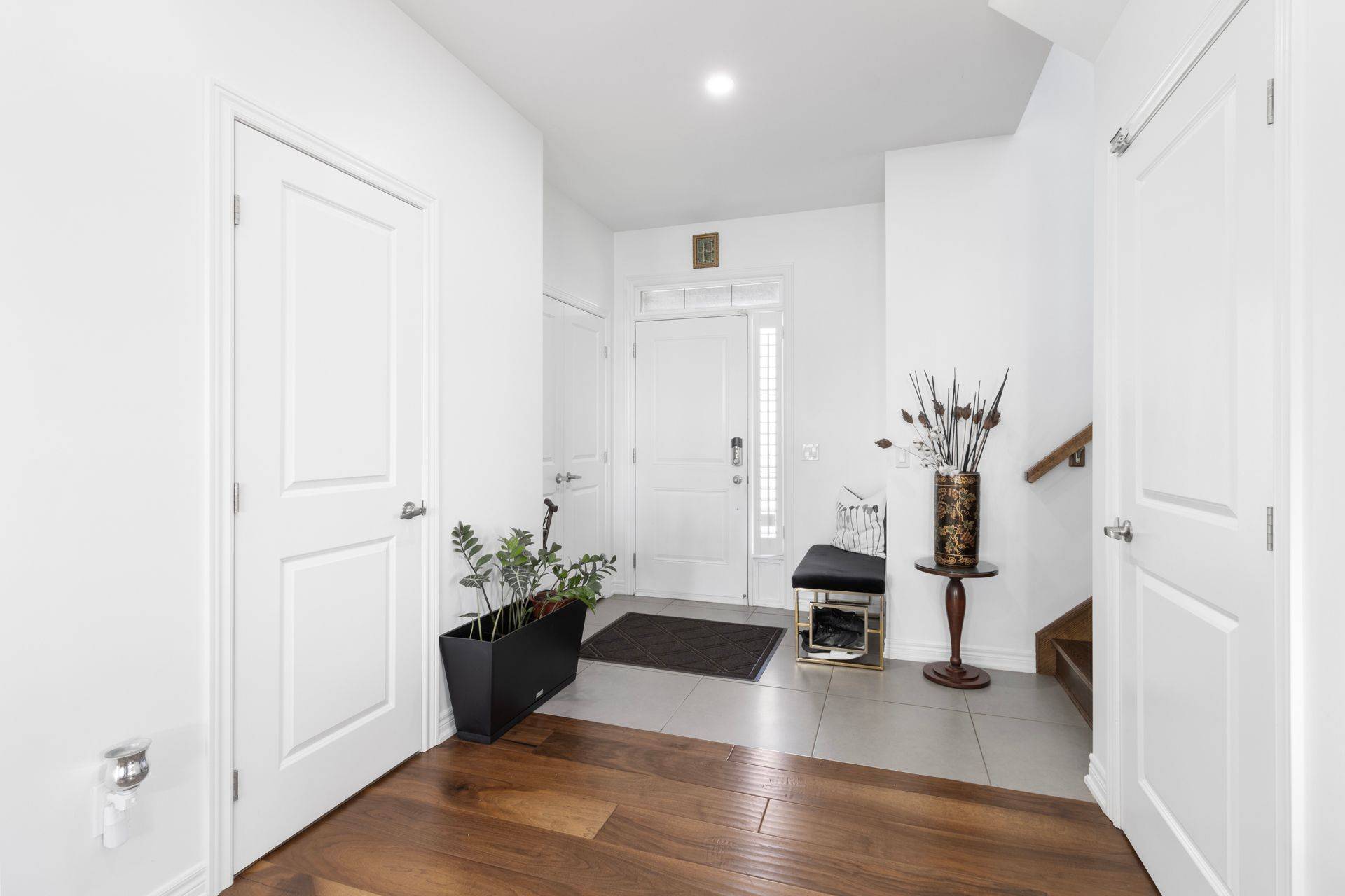 Oakville, ON L6M 1P2,2386 Natasha CIR