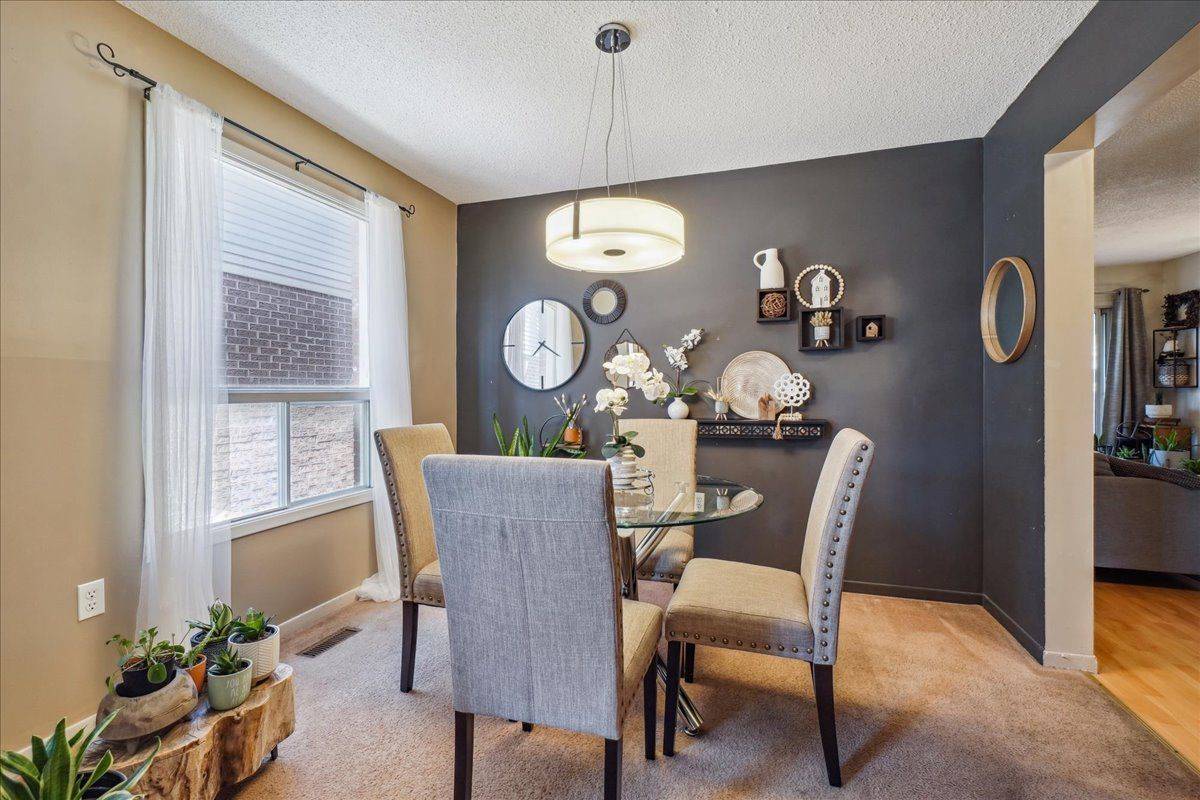 7 Rosset Valley CT, Halton Hills, ON L7G 5E1