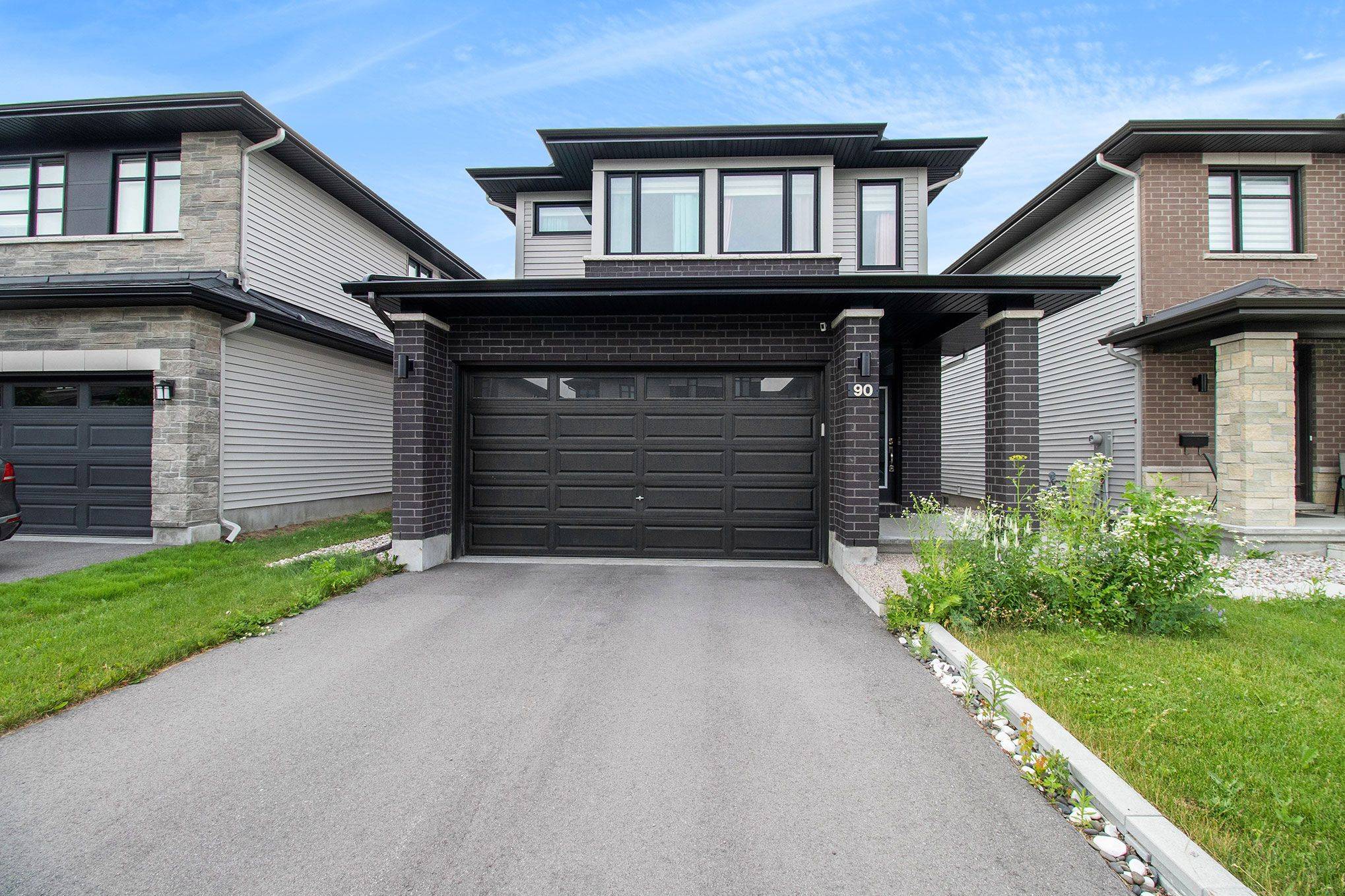 90 Palfrey WAY, Kanata, ON K2V 0B3