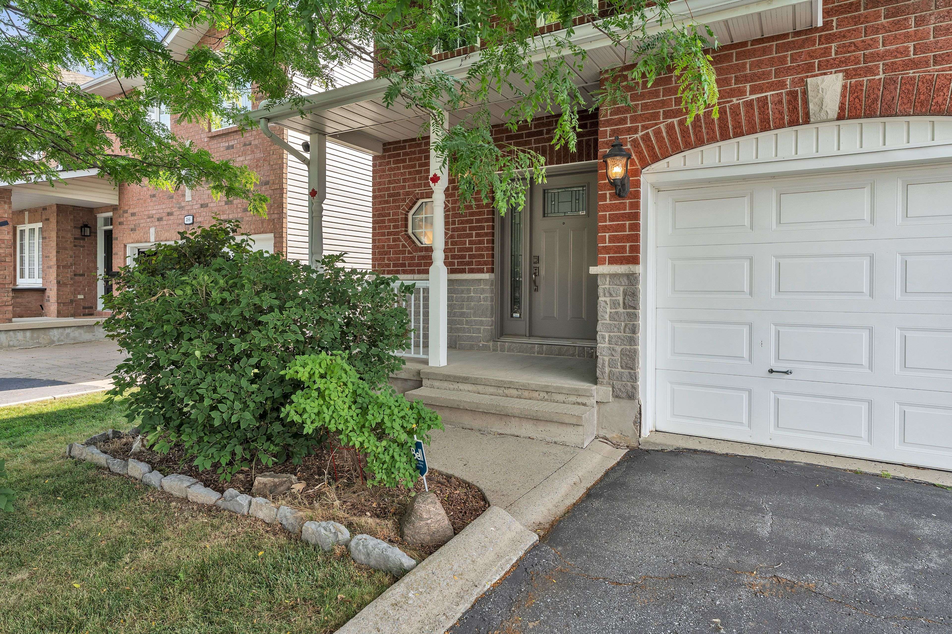 Kingston, ON K7P 3E1,384 Emerald ST