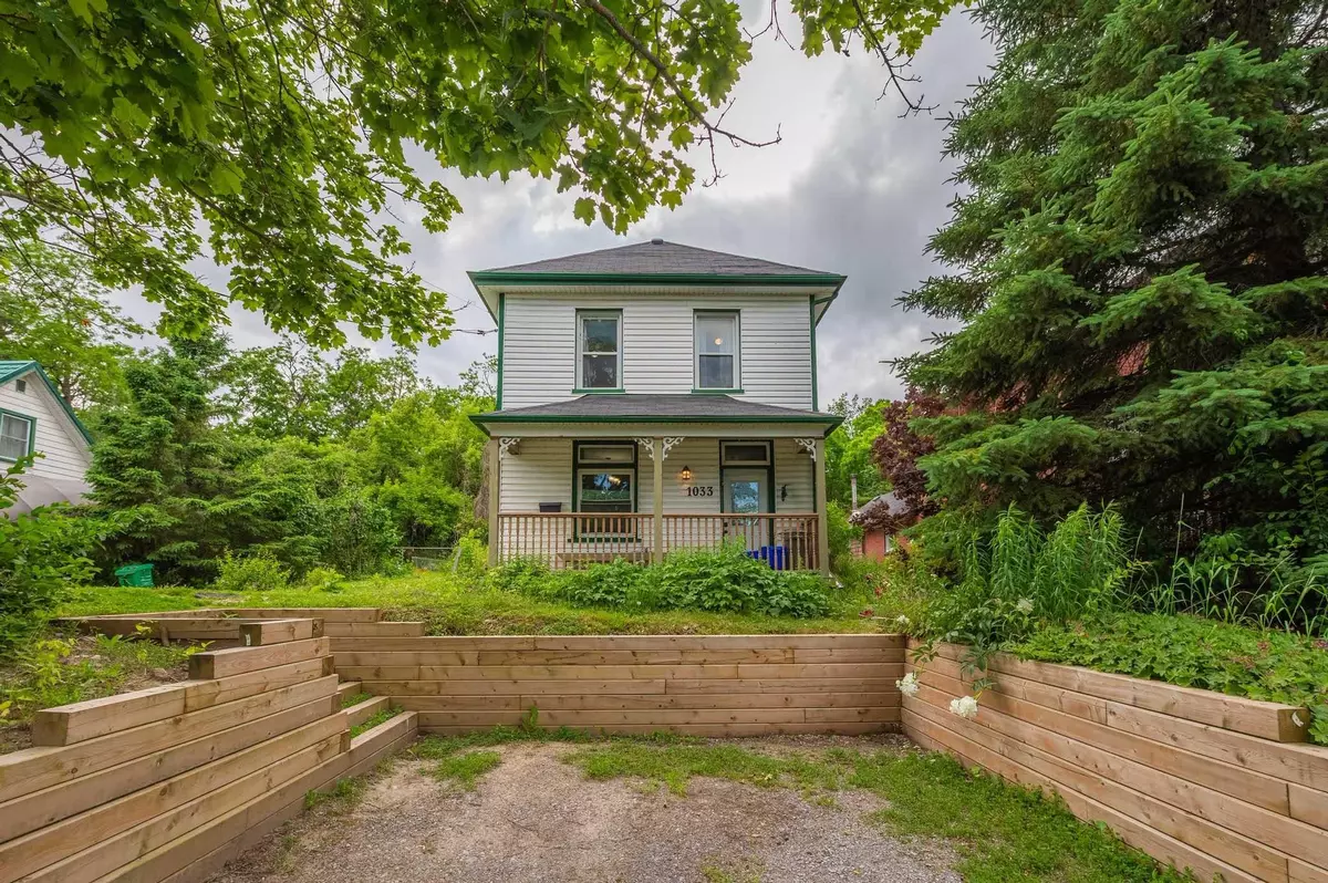 Peterborough North, ON K9H 3P5,1033 Water ST