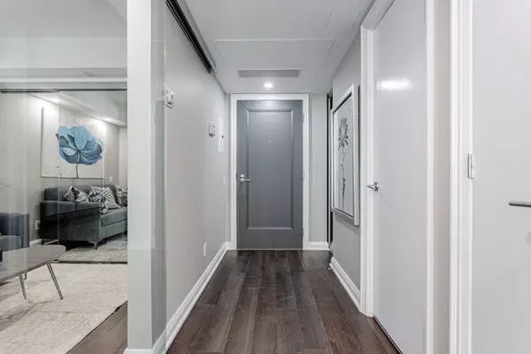 Toronto C02, ON M5R 1C4,155 Yorkville AVE #2308