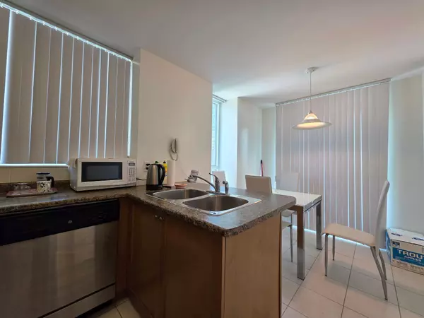 Toronto C14, ON M2N 7M2,18 Spring Garden AVE #1905