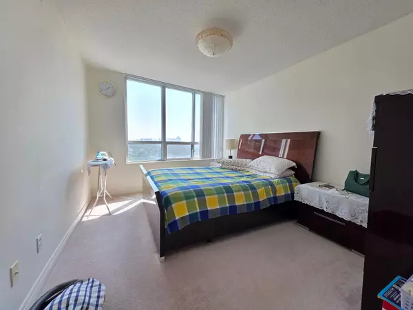 Toronto C14, ON M2N 7M2,18 Spring Garden AVE #1905